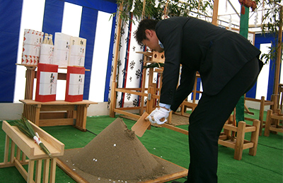 平成29年7月6日 新築移転に伴う地鎮祭を執り行いました